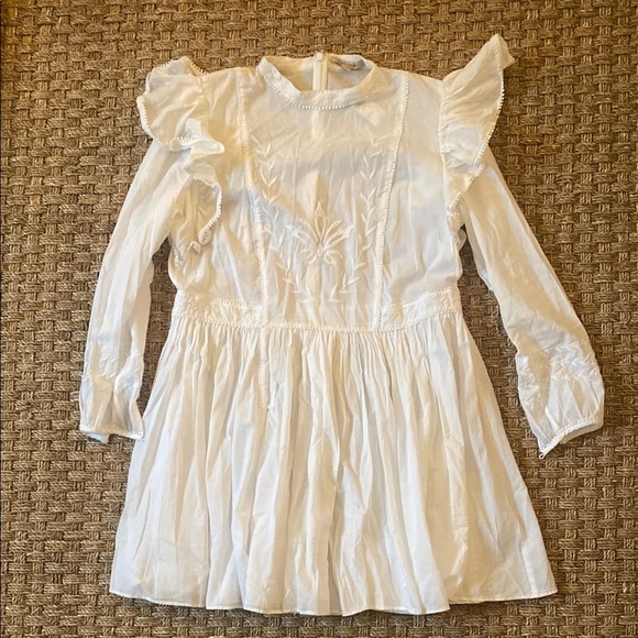 Banana Republic NWT 100% Lightweight Cotton Embrodiered Dress sz Med Banana Republic NWT 100% Lightweight Cotton Embrodiered Dress sz Med